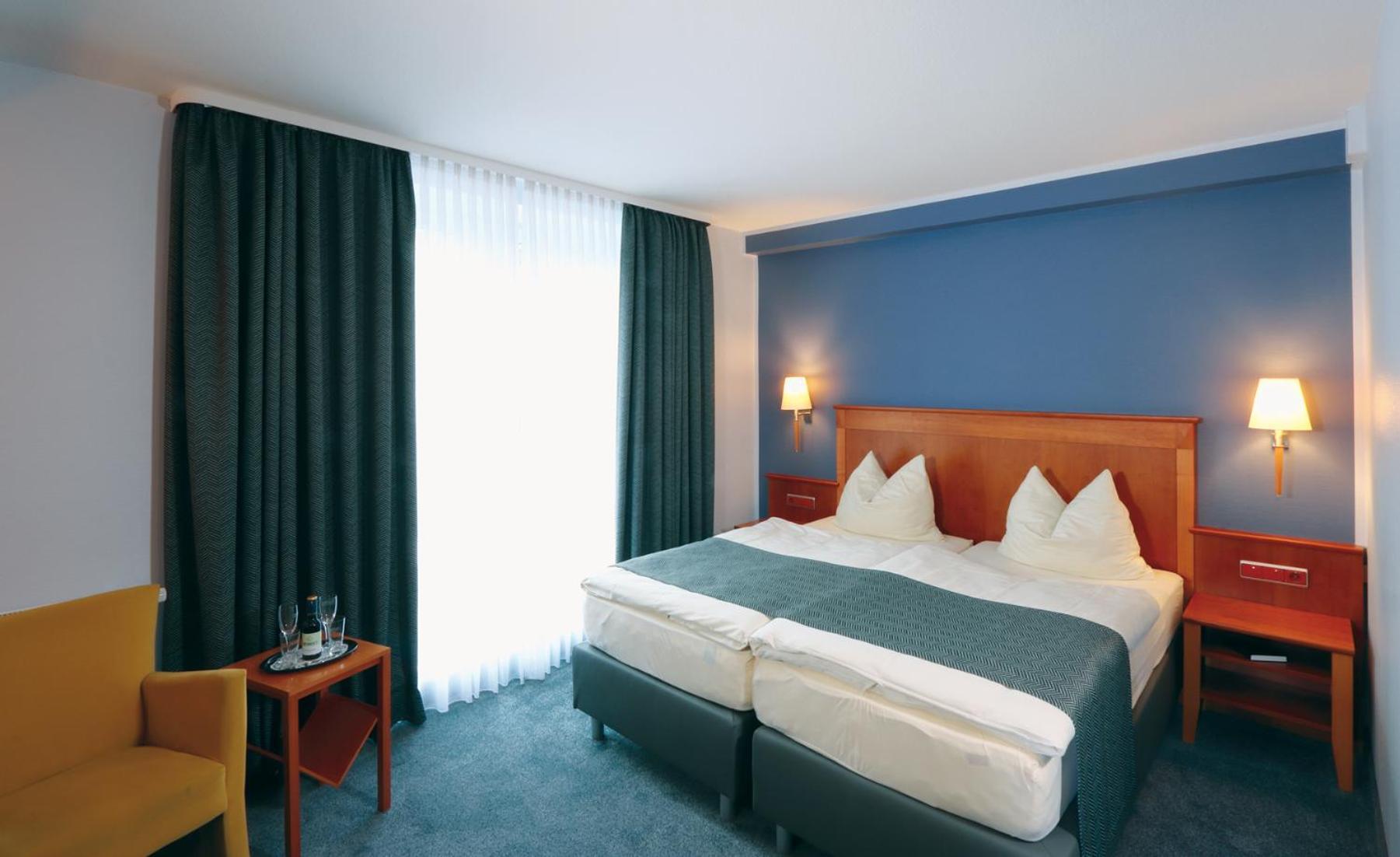Und Restaurant Eurohof Hotel Duisburg