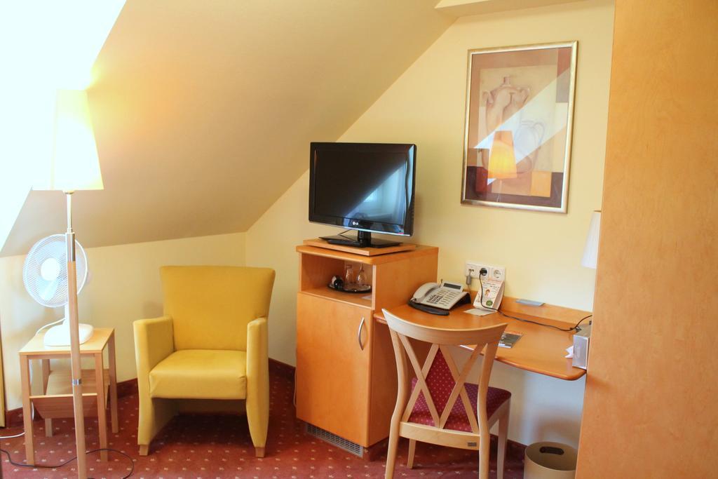 Und Restaurant Eurohof Hotel 4*